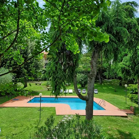 Villa Lauretana By Posarellivillas