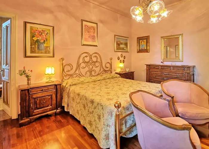 Lauretana By Posarellivillas Villa